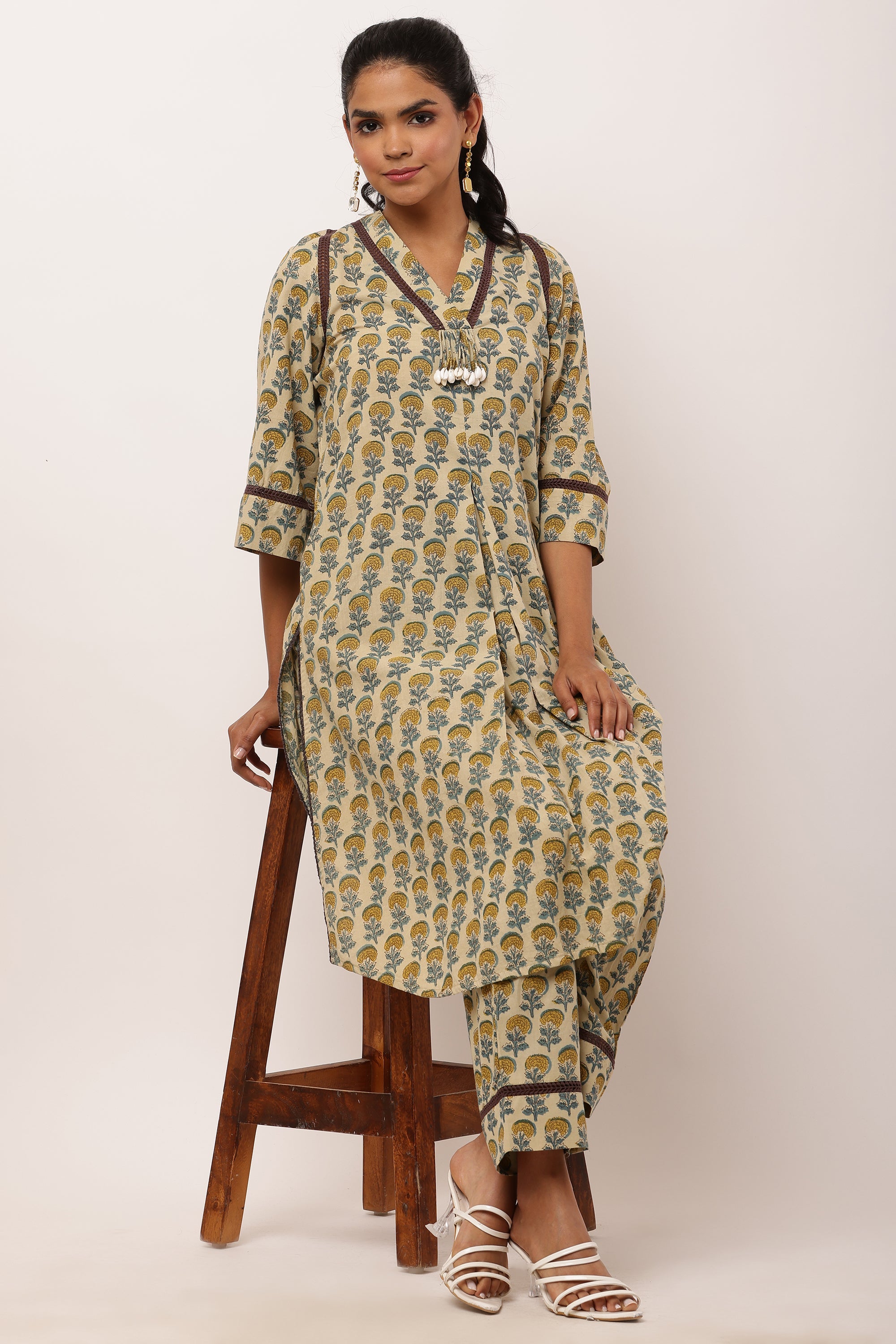 WOMENS BEIGE BLOSSOM KURTA CO-ORD SET